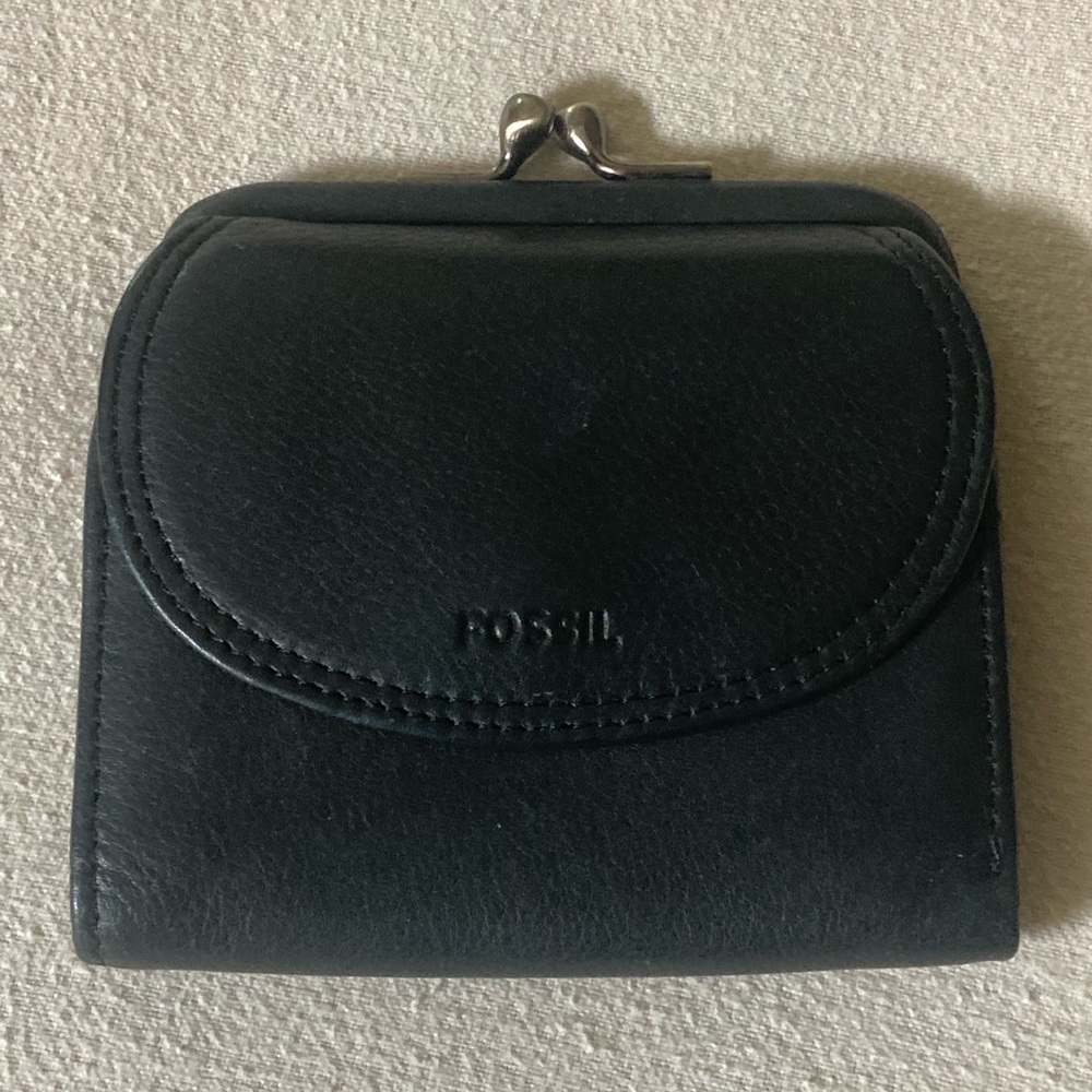 Fossil Black Leather Kisslock Wallet